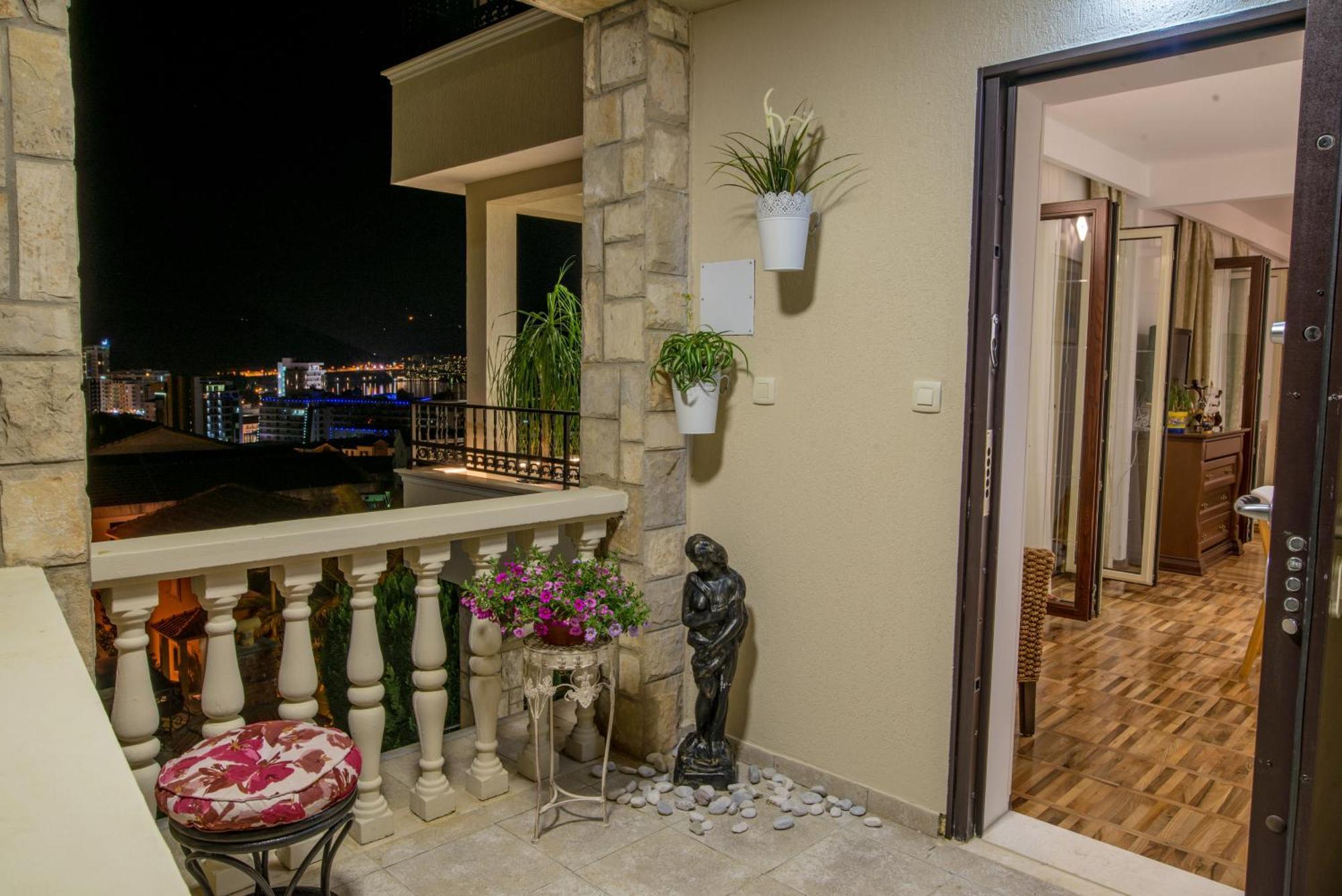 Villa Danigo Budva Phòng bức ảnh