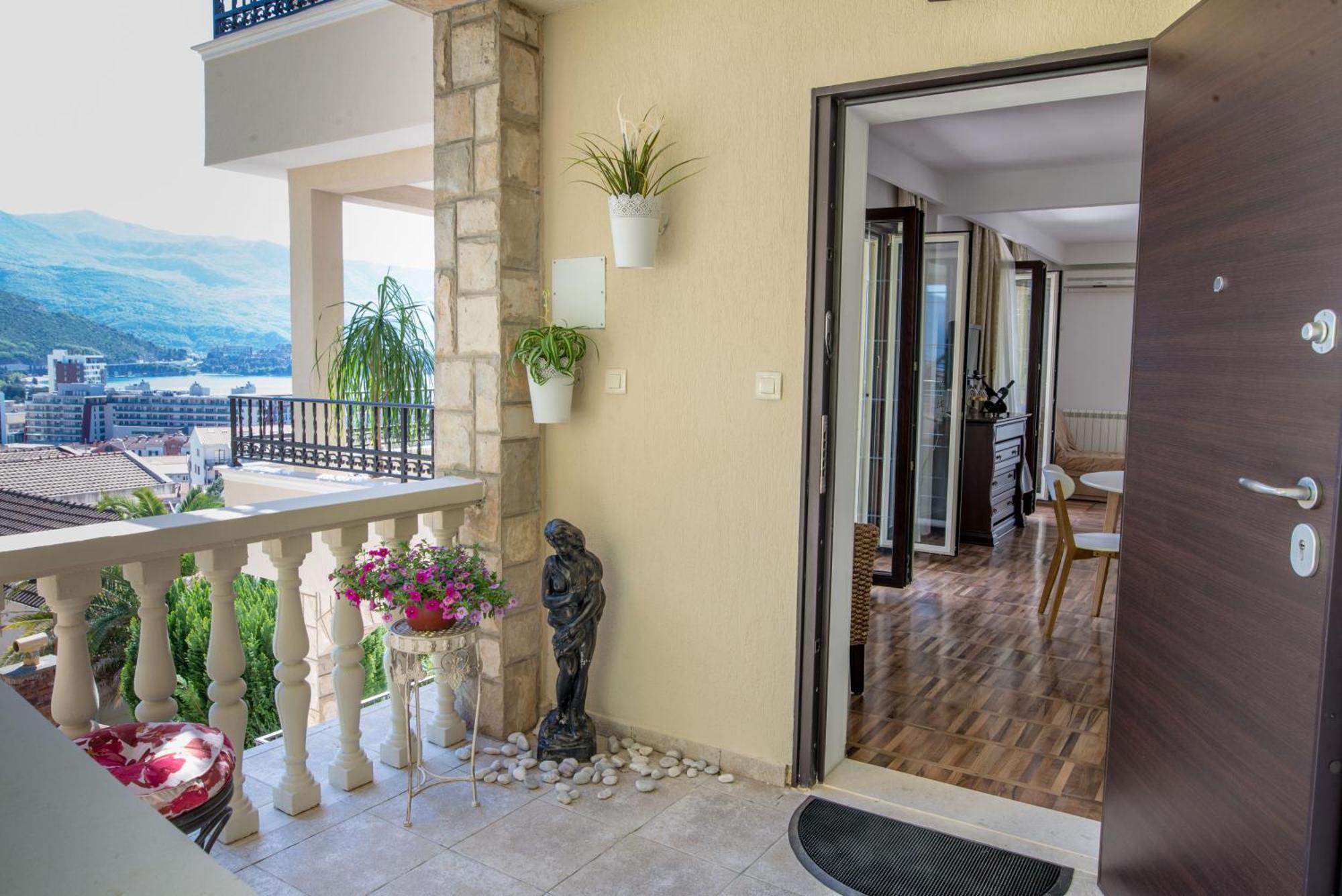 Villa Danigo Budva Phòng bức ảnh